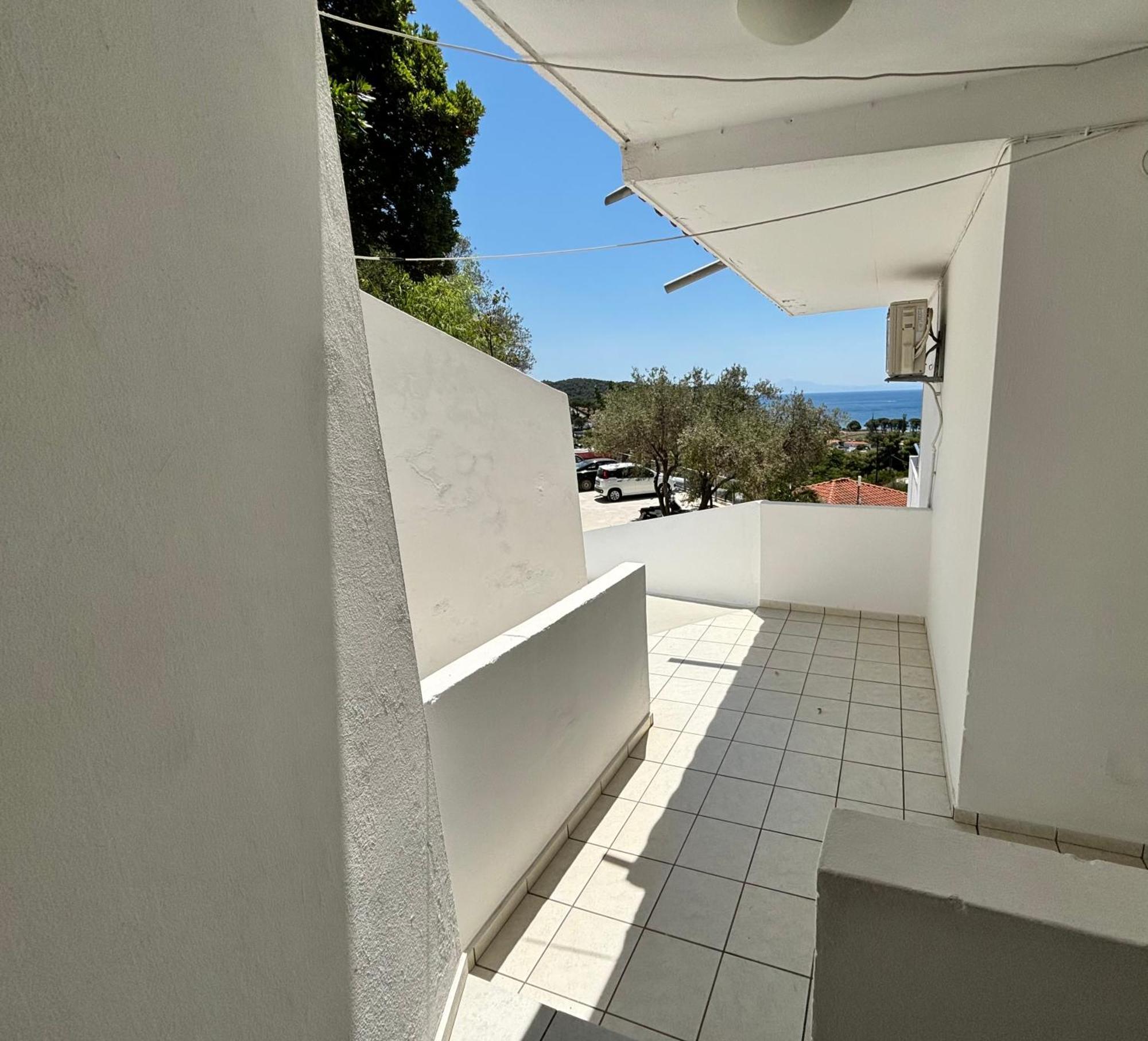Hotel Zorbas Family House Troulos Exterior foto